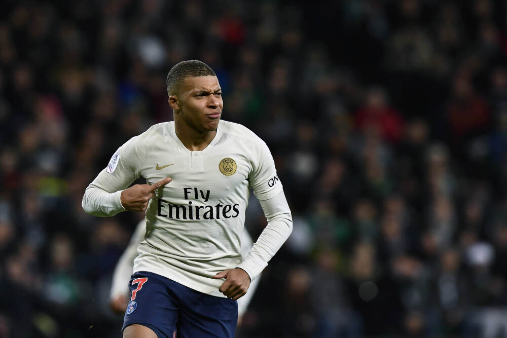 “希望下一代球员再破纪录”！对话U23国足队员